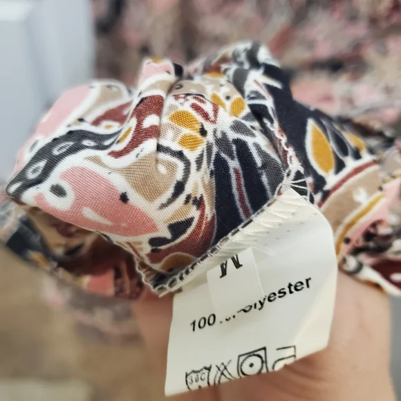 Womens medium boutique dress - Picture 2 of 3